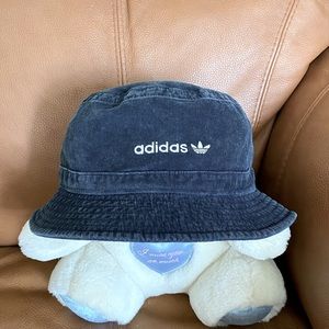 ❌Sold❌ ADIDAS Vintage-washed Bucket Hat